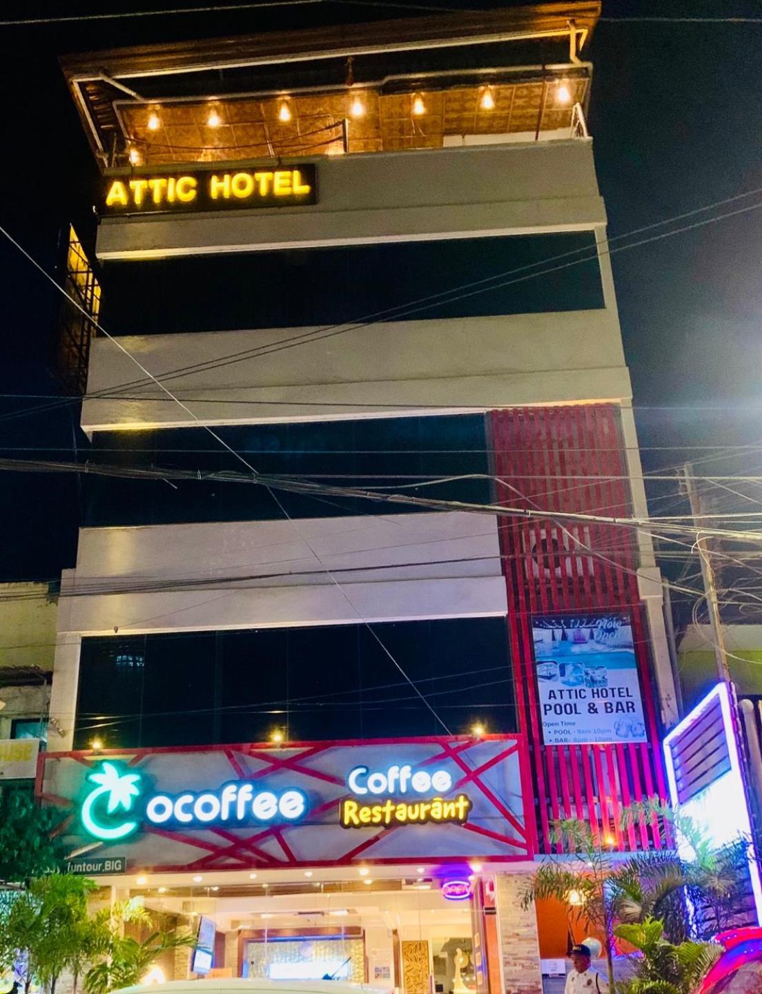 Attic Capsule Hotel Marigondon  外观 照片